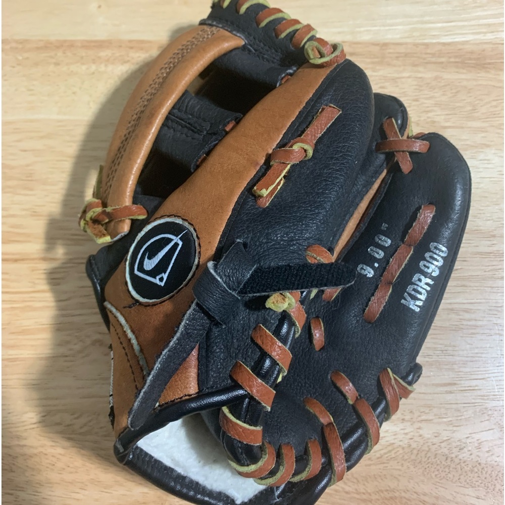 Nike Kids' Baseball Glove 9" KDR 900 Fits Left Hand Keystone Diamond Ready Mitt
